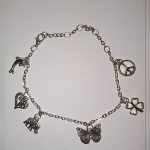 💍Silver charm bracelet adjustable